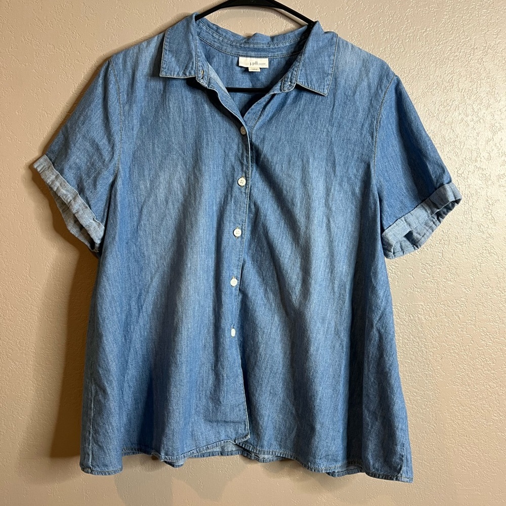 J. Jill Denim Short Sleeve Button Down Shirt